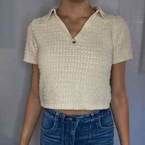 Beige Cropped sweater top (short sleeved)
